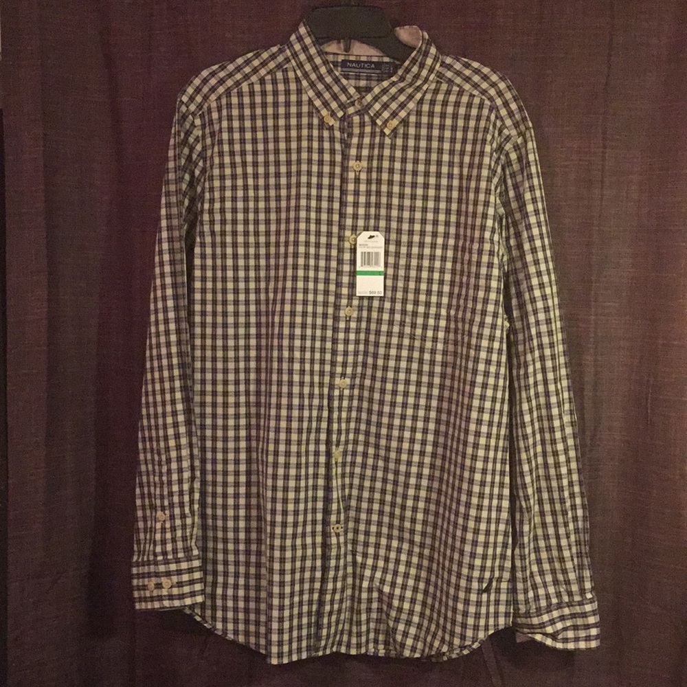 Large Men's Nautica Plaid Button Up Shirt